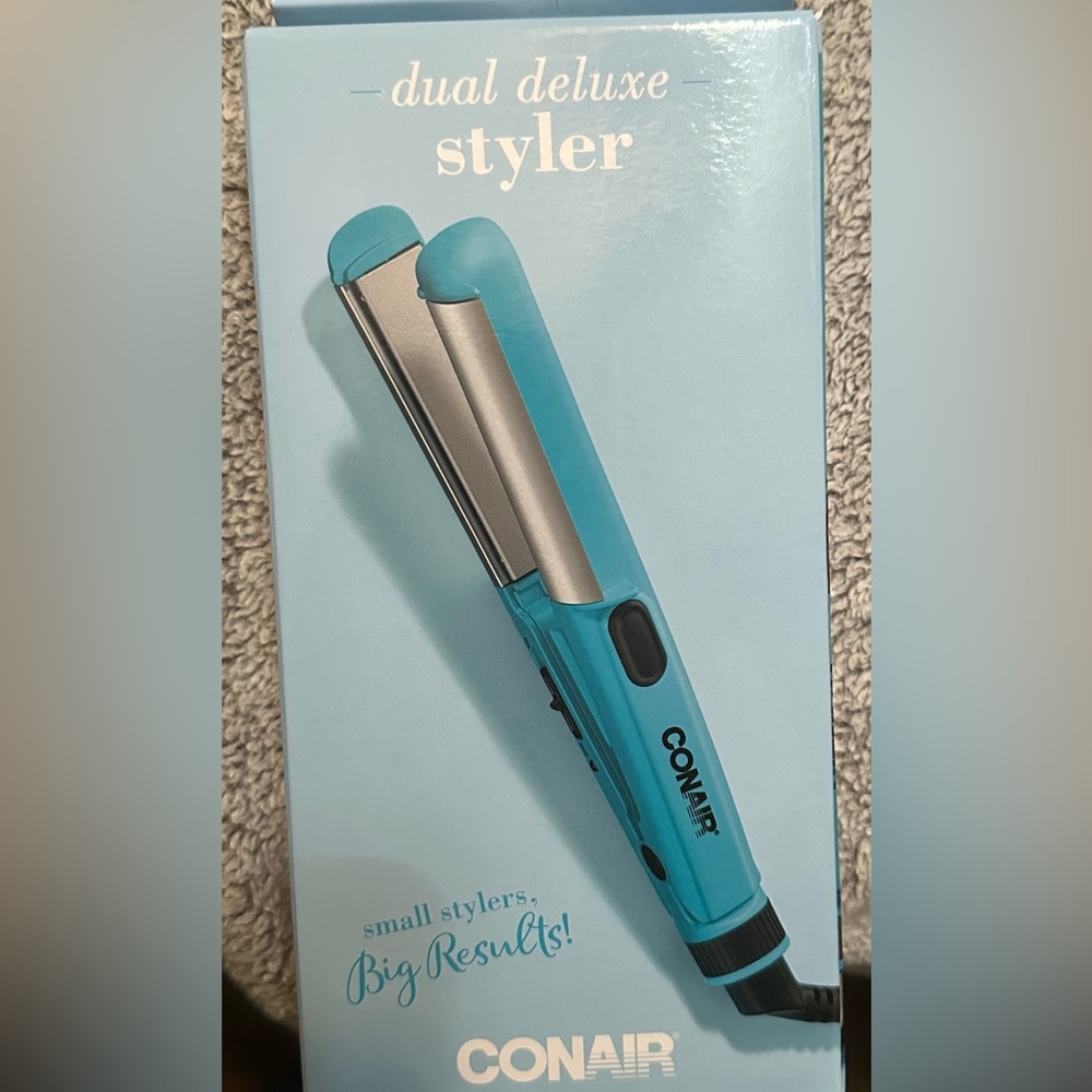 Mini Conair flat iron